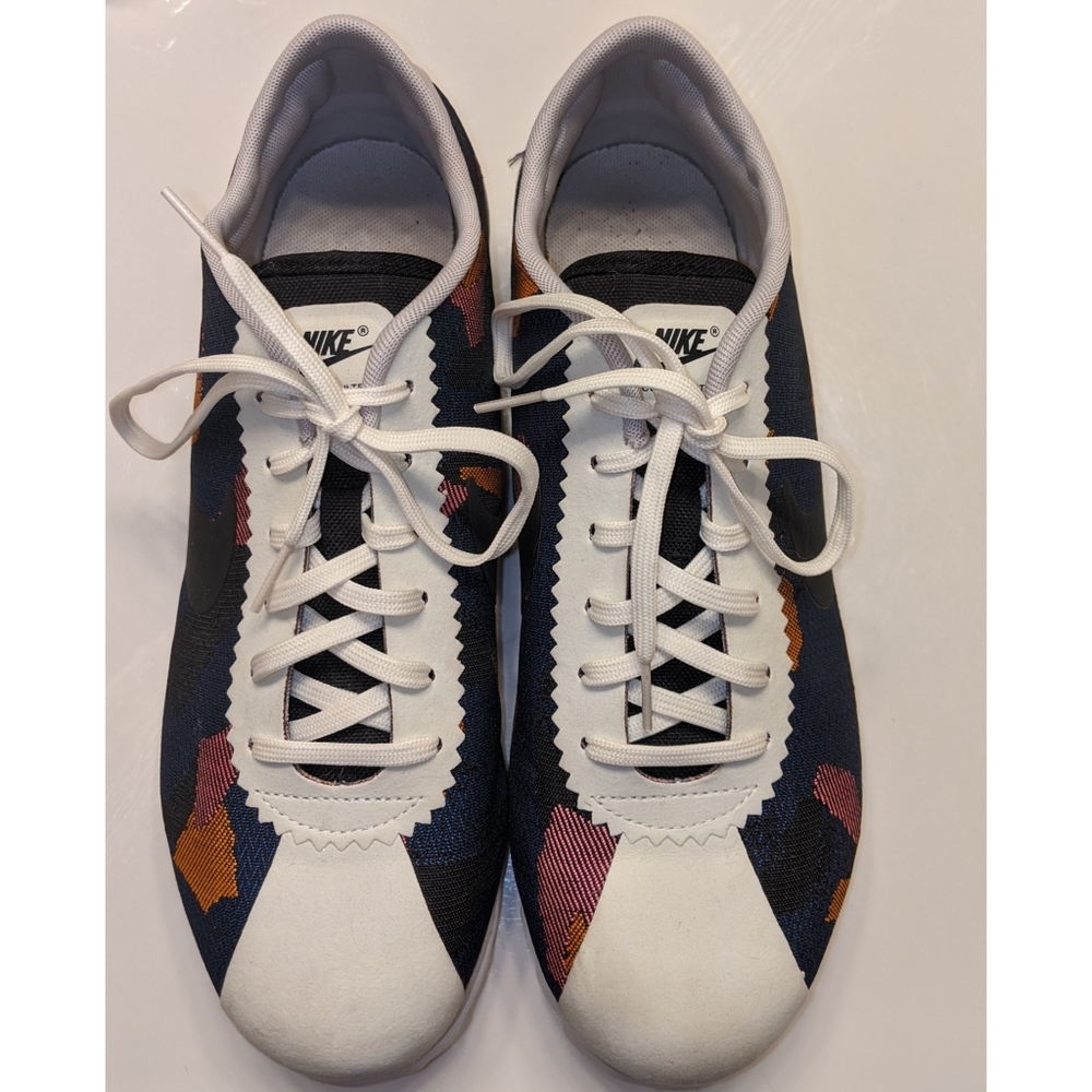 Nike Cortez Ultra Women's Tennis Shoes size 9.5